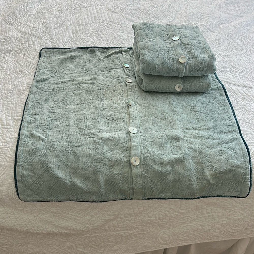 Set of 3 Bella Notte Adele Euro Shams